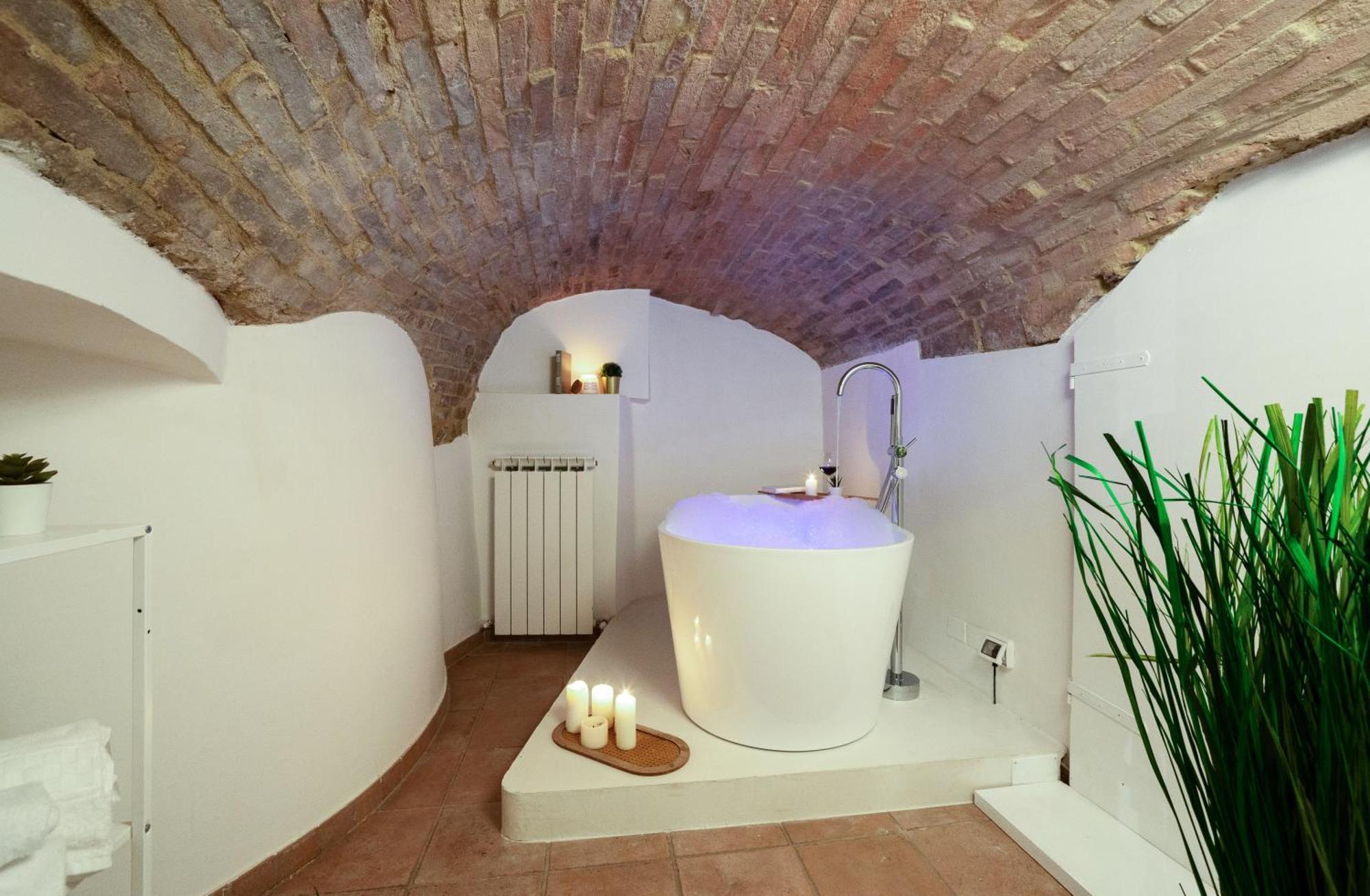 Medieval Flat With Whirlpool Bath 페루자 외부 사진